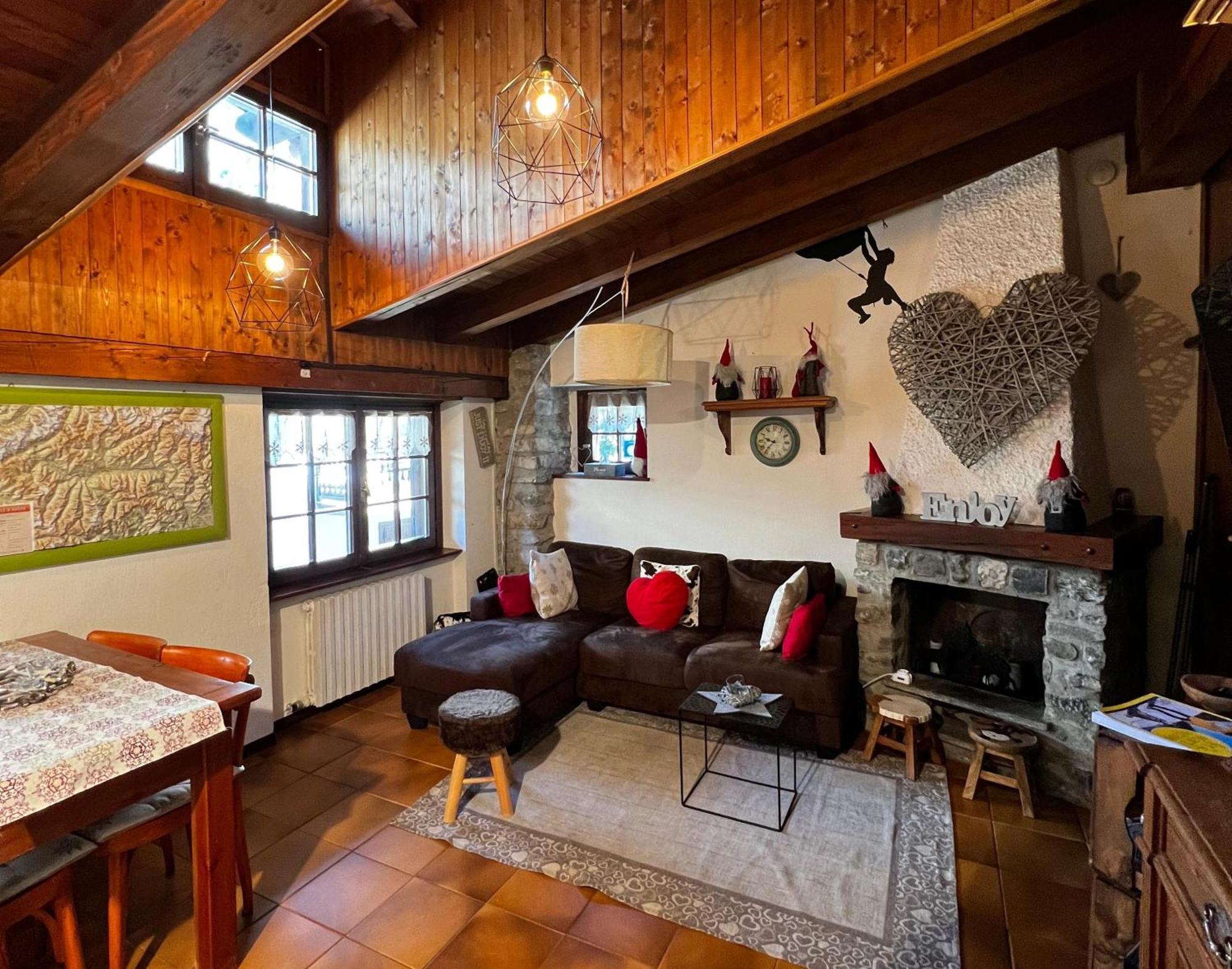 Maison I Love Mont Blanc Courmayeur Esterno foto